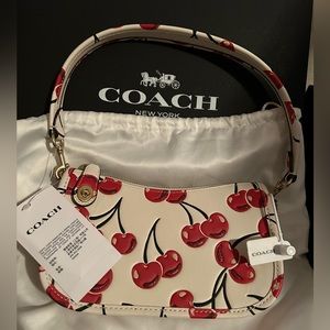 Coach Cherry Swinger 20 New With Tags!🍒✨